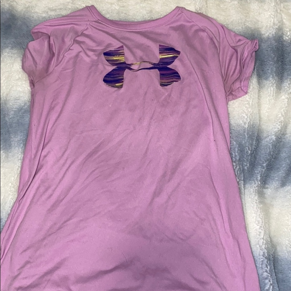 Girls under armor shirt sleeve tee